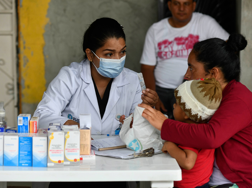 Municipio de Guayaquil envió su contingente a Voluntad de Dios para atender necesidades de los habitantes