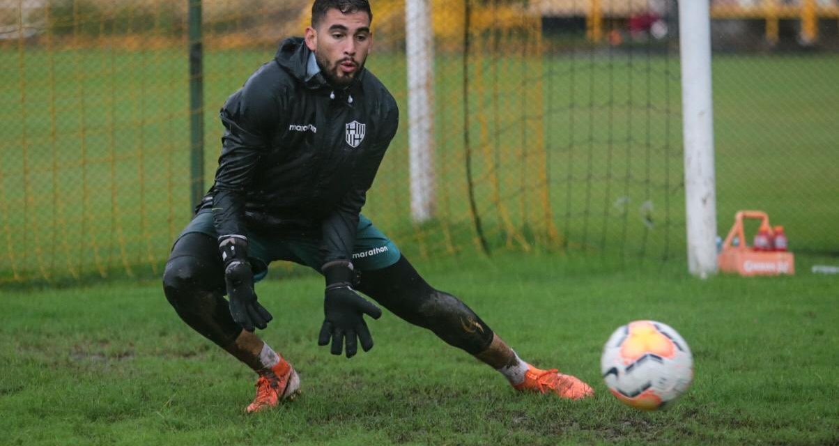 Víctor Mendoza pone fin a su etapa en Barcelona y su destino está en la capital o Cuenca