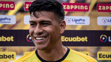 Xavier Arreaga:”En los partidos de la Noche Amarilla no me sentía totalmente recuperado”