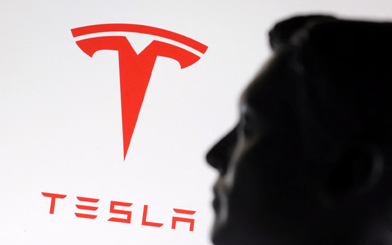 Qué videojuegos puedo jugar en un vehículo Tesla y con la mejor tecnología