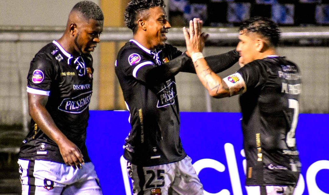 LIGAPRO | Barcelona SC goleó a Libertad en Loja y es el puntero invicto del campeonato local