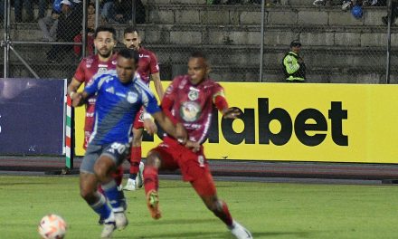 AL MINUTO 91 Y CON UNO MENOS: Emelec rescató el empate ante Mushuc Runa