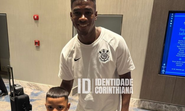 Félix Torres y Corinthians ya están en Guayaquil para su duelo ante BSC