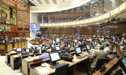 Reforma que regula operación de equipo caminero y resolución sobre protección a afectados por desastres, en agenda del Pleno