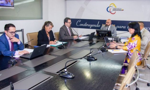 Destituidos cuatro exdirectores provinciales de la Judicatura por irregularidades