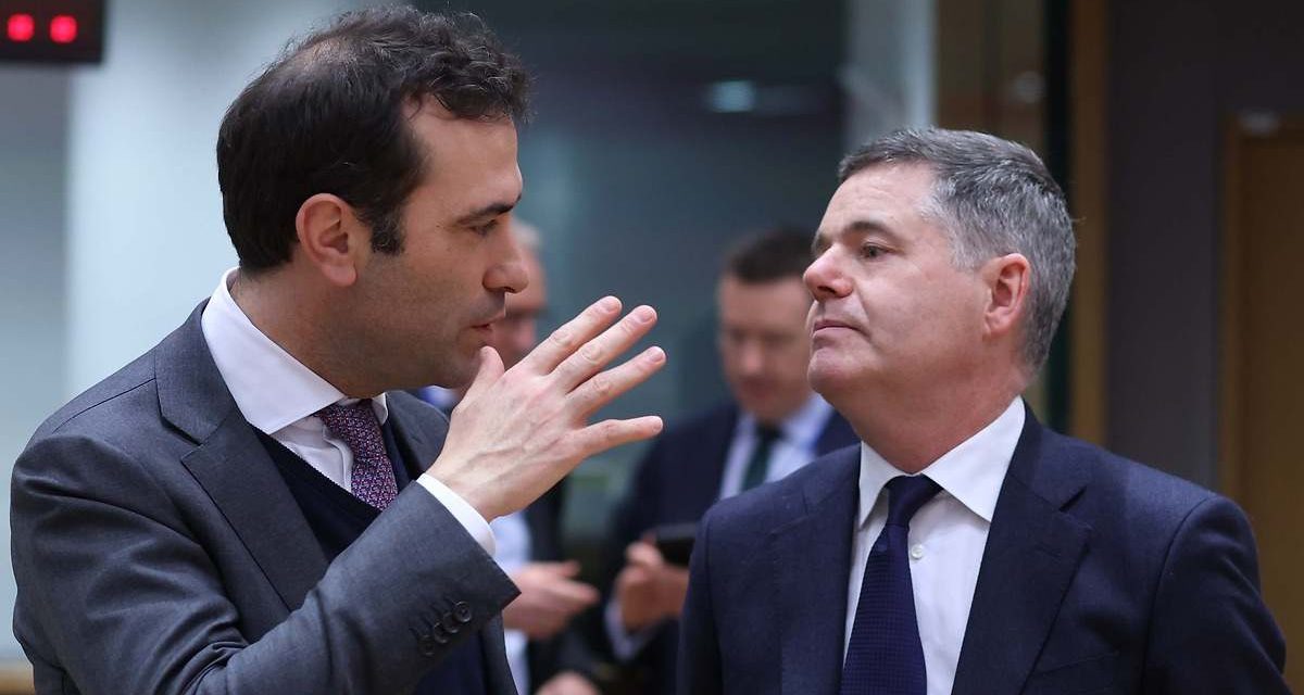 Los Veintisiete debaten sobre el plan de 800.000 millones para rearmar Europa