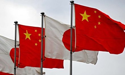 Japón y China celebran su primer diálogo económico de alto nivel en seis años