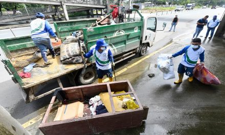 Limpieza profunda en Vía a la Costa permite recoger 100 toneladas de desechos