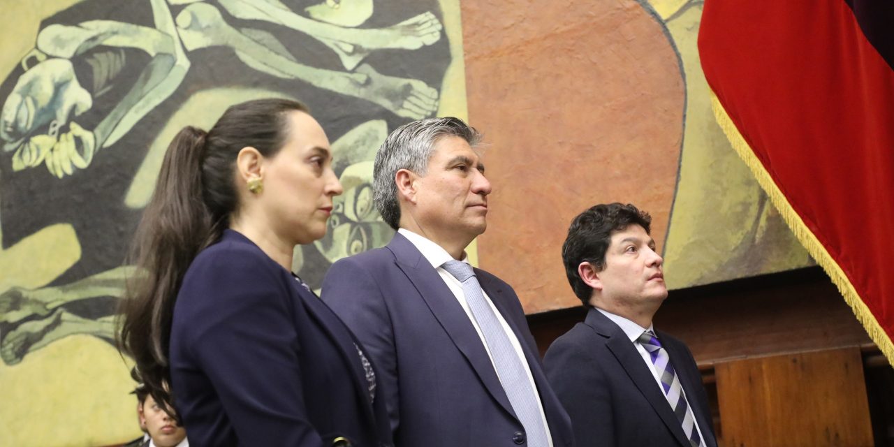 Tres nuevos jueces de la Corte Constitucional fueron posesionados por el Pleno de la Asamblea