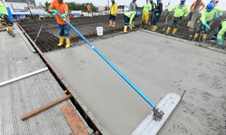 Empezó la fundición de losa del segundo paso elevado en la avenida de Las Américas