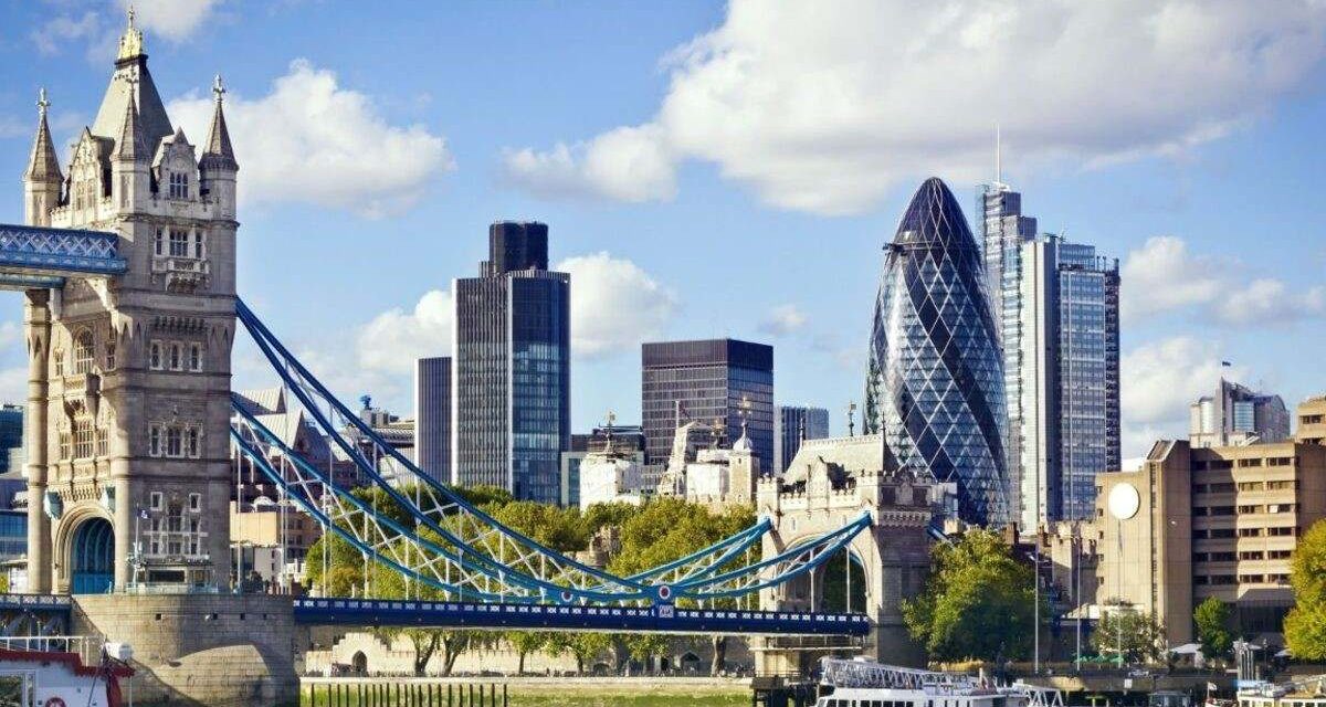 Tokio y Londres forjan nueva asociación económica en medio de la guerra comercial de Trump