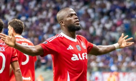 COPA LIBERTADORES | El Inter de Porto Alegre, con gol de Enner Valencia, igualó ante Bahía en el arranque de la Fase de Grupos