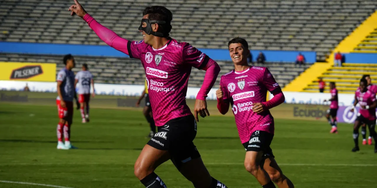 PELEA POR LA PUNTA: IDV superó a El Nacional en el Atahualpa