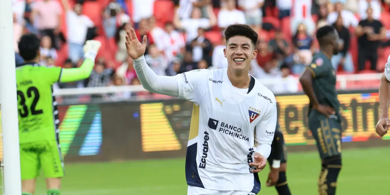 EL SUPERCLÁSICO ES ALBO: LDU derrotó a Aucas en el Rodrigo Paz
