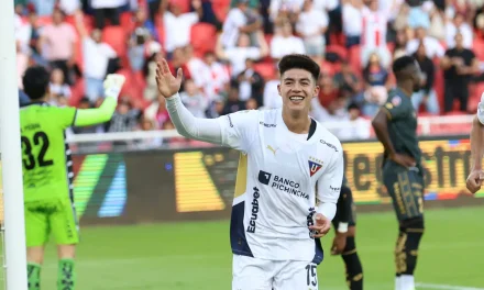 EL SUPERCLÁSICO ES ALBO: LDU derrotó a Aucas en el Rodrigo Paz