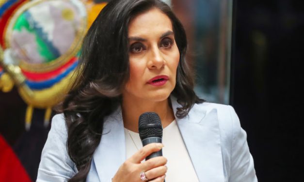 Verónica Abad reaparece tras triunfo de Noboa: ‘Es momento de unidad’