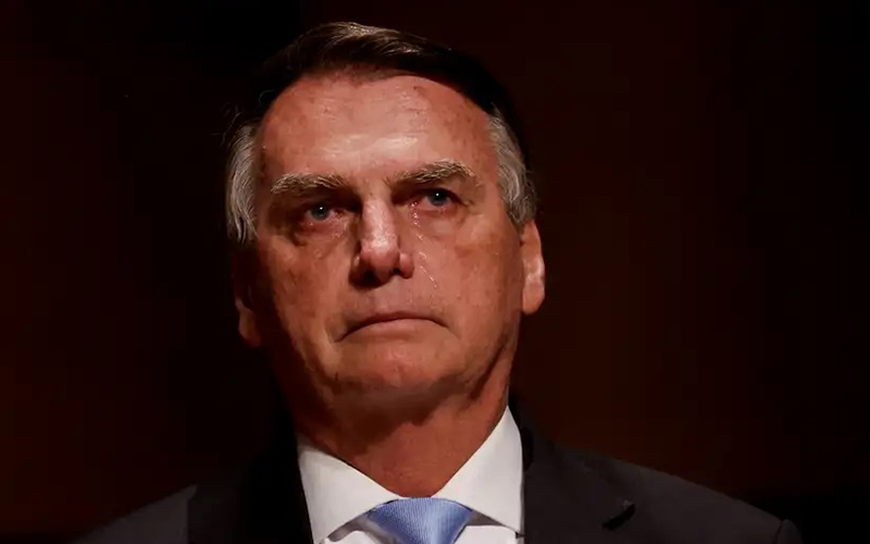 Bolsonaro afronta postoperatorio “muy delicado y prolongado”