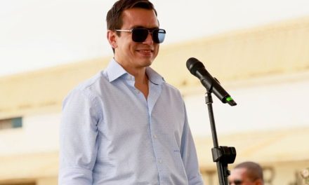 Presidente Noboa deberá enfrentar audiencia por denuncia electoral el 1 de mayo