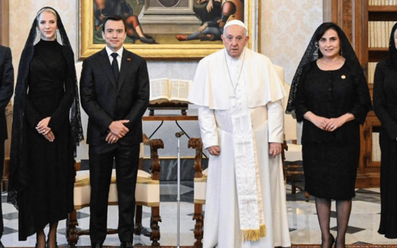 Daniel Noboa viajará al funeral del papa Francisco con una delegación