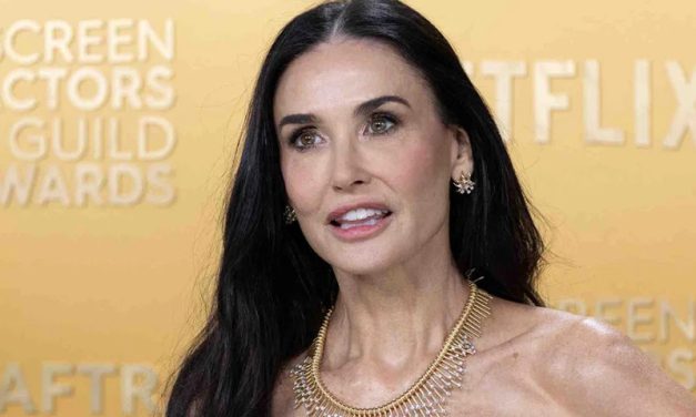 Demi Moore fue elegida como la persona más bella de la revista People e hizo una dura confesión sobre su cuerpo: “Me torturé”