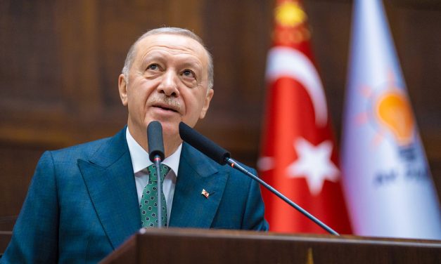 Erdogan: “Se avecina un violento huracán que afectará a todos”