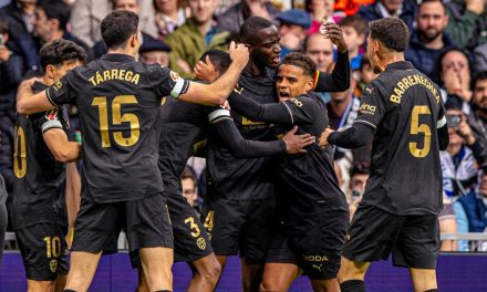 El Valencia sorprendió al Real Madrid y lo derrotó (2-1) en el Bernabéu