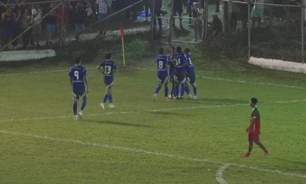 Luis Fragozo brilló en amistoso de Emelec: el Bombillo goleó al Jipijapa FC en la Noche Raspada
