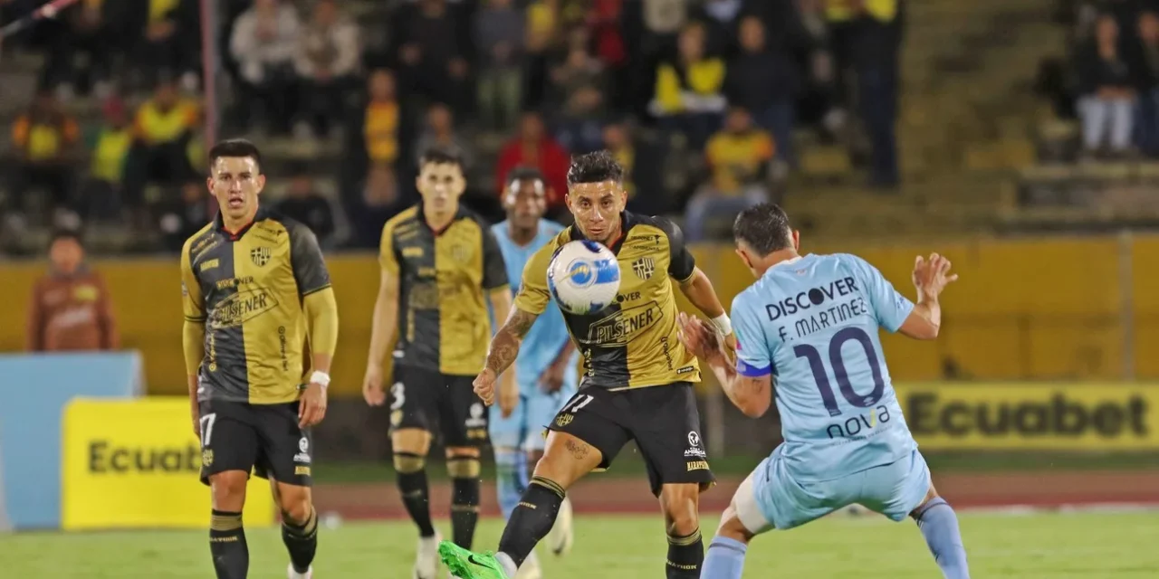 U. Católica vs. Barcelona será reprogramado por participación en torneos CONMEBOL