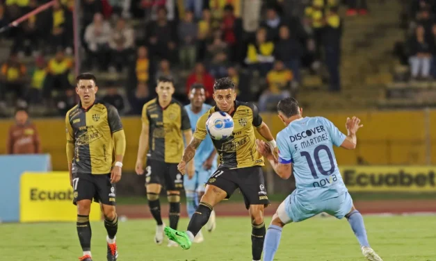 U. Católica vs. Barcelona será reprogramado por participación en torneos CONMEBOL