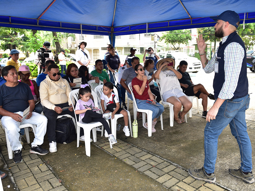 Moradores de La Saiba y Municipio de Guayaquil fortalecen lazos a través del programa “Barrio de Todos”