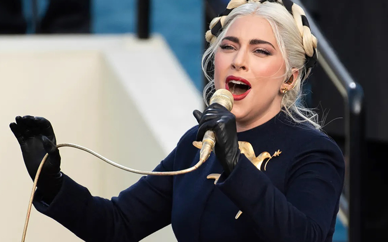 Lady Gaga siguió adelante tras sufrir falla técnica en Coachella 2025