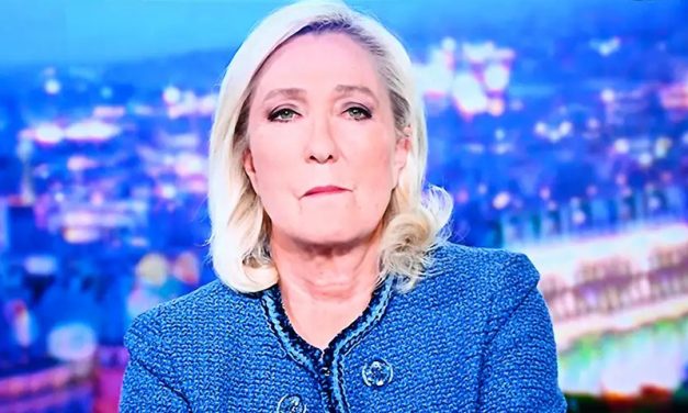 Marine Le Pen califica su inhabilitación de “bomba nuclear”