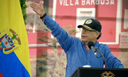 Esto dice Gustavo Petro, presidente de Colombia, tras la masacre en una gallera de Ecuador