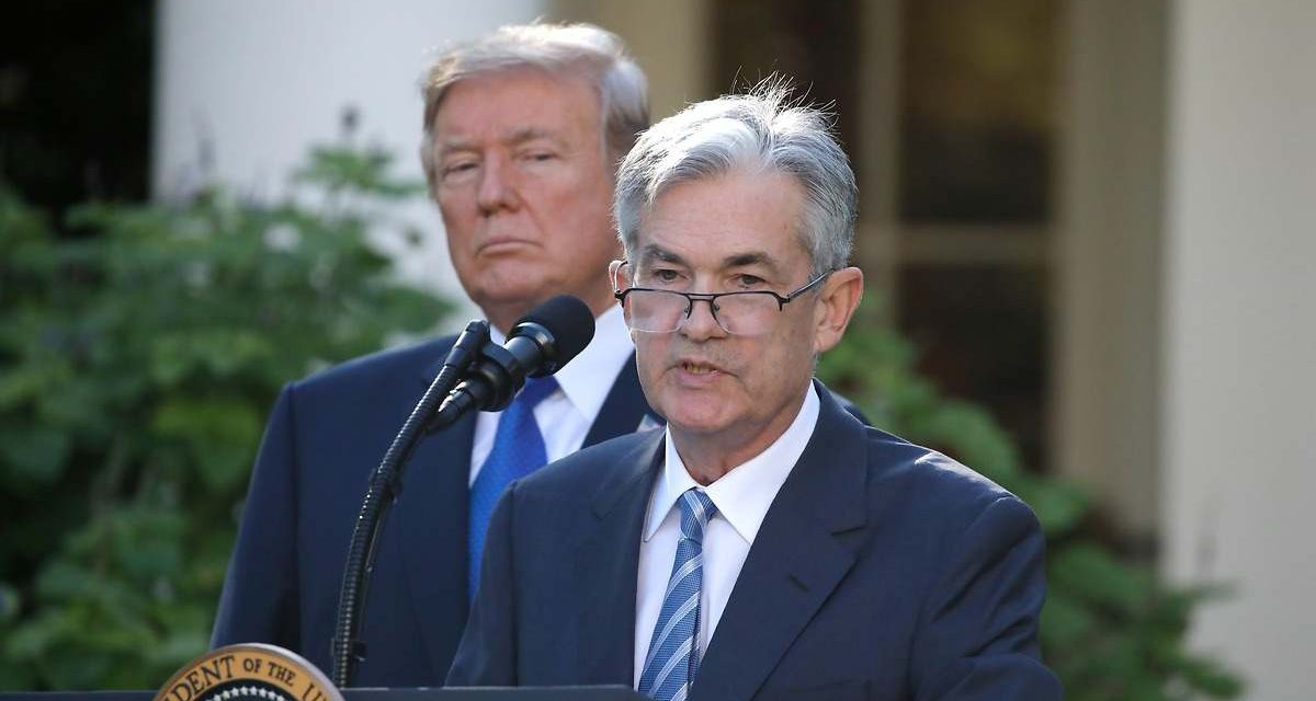 Trump dice ahora que no tiene “ninguna intención de cesar” al presidente de la Reserva Federal, Jerome Powell