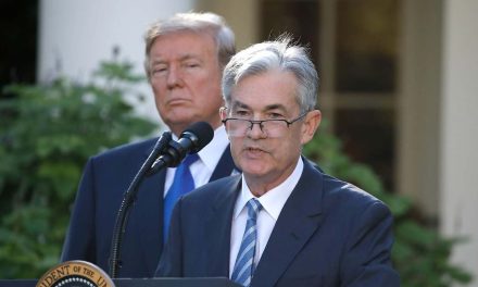 Trump dice ahora que no tiene “ninguna intención de cesar” al presidente de la Reserva Federal, Jerome Powell