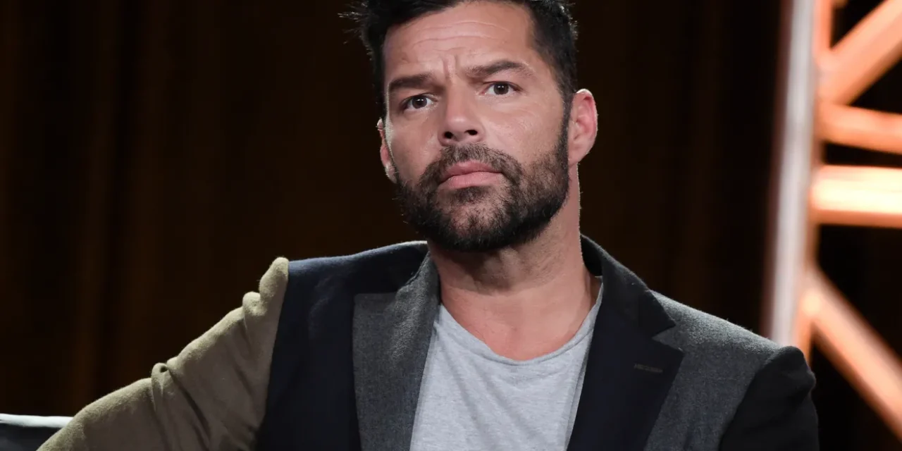 Ricky Martin enfrenta revés judicial, juez desestima demanda contra su sobrino