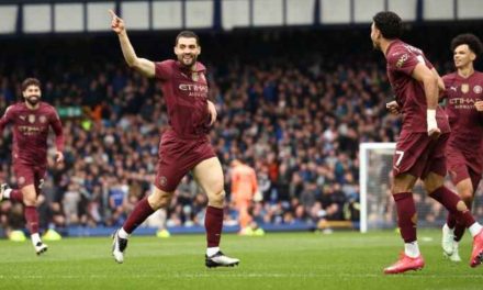 Manchester City no lució, tuvo que trabajar mucho para quebrar al Everton y sigue en la lucha por el Top Four