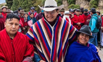 Alcalde de Riobamba, Jhon Vinueza, procesado por presunta red de corrupción dentro del caso Altares