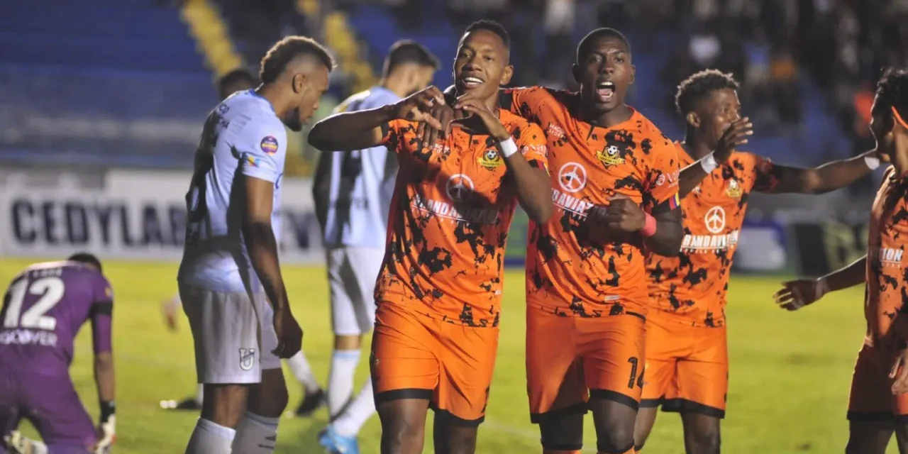 Libertad FC supera a U. Católica y suma su segunda victoria consecutiva