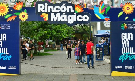 Espacio musical al aire libre en calle Panamá encantó a turistas
