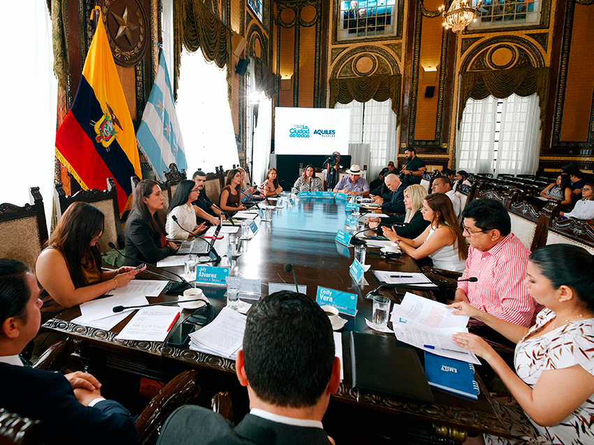 Concejo Municipal respalda la organización de la regata Guayaquil – Posorja
