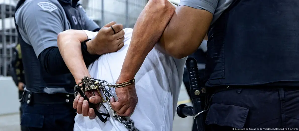 Jueces de EE.UU. bloquean deportación de varios venezolanos