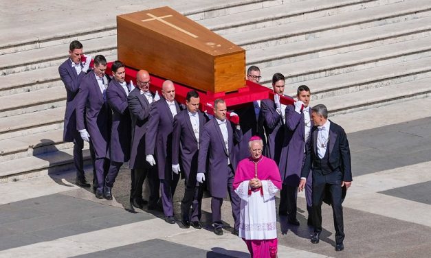 El mundo entierra al papa Francisco