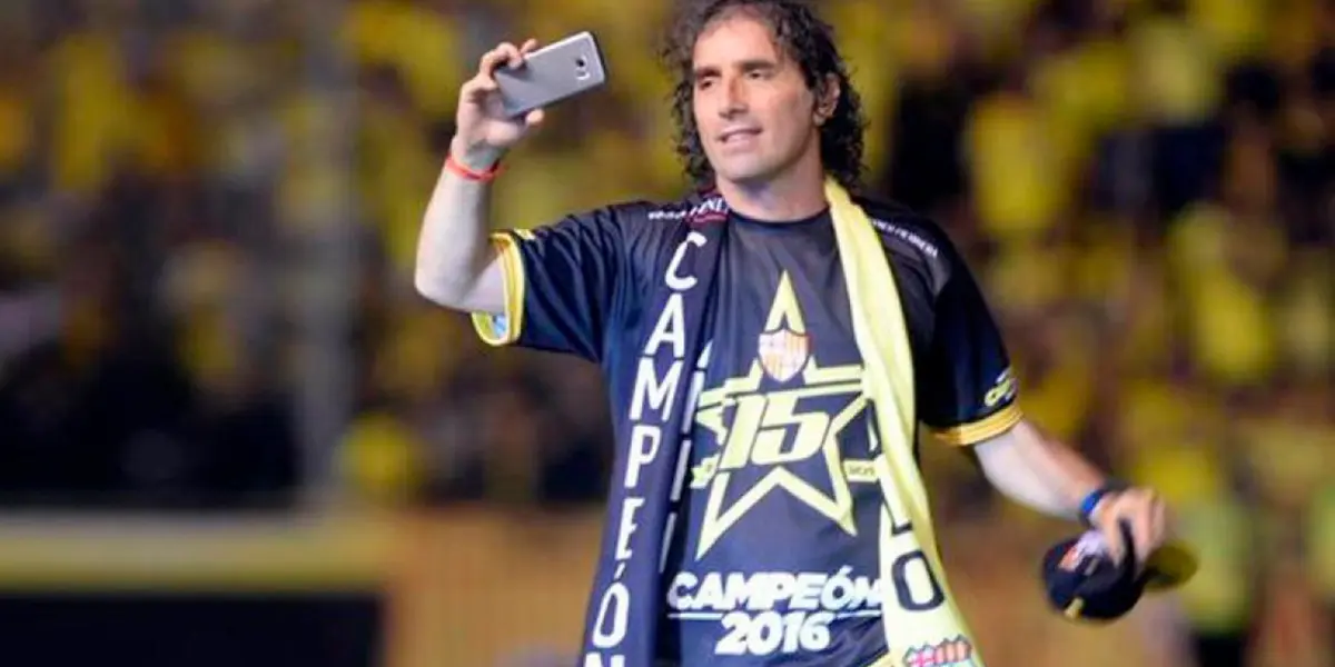 Guillermo Almada: “Es un orgullo estar en el centenario de Barcelona, nos sentimos contentos de estar en esta fiesta”