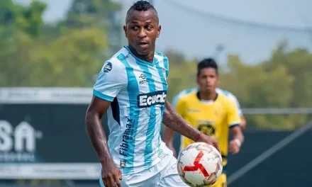 Miller Bolaños es pretendido por Emelec y por dos clubes capitalinos