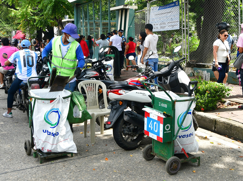 Amplio operativo de limpieza devolvió el orden a Guayaquil después de las elecciones