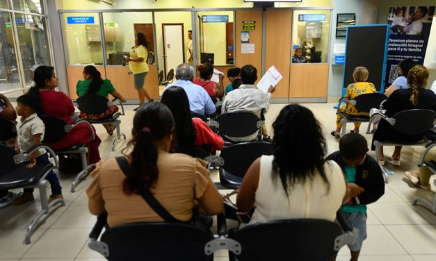 Aumenta demanda de servicios en Registro Civil Municipal por inicio de clases