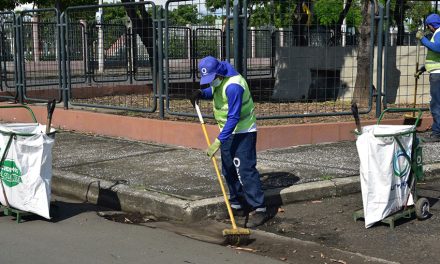 En las ciudadelas Sopeña, Huancavilca y Coviem se recogen a diario 14 toneladas de desechos