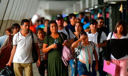 Las dos terminales terrestres de Guayaquil recibieron a más de 267.000 personas durante el feriado de Semana Santa