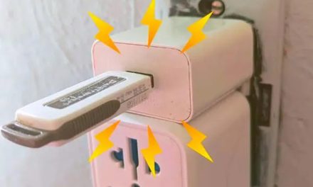 ¿Qué pasa si conectas una memoria USB al cargador del celular y lo enchufas a la corriente? Ingeniero eléctrico revela misterio